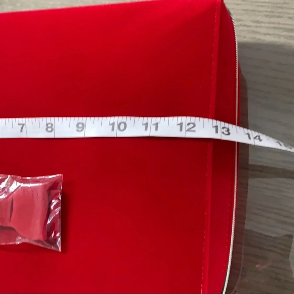 Estée Lauder’s Red-Retired Limited Edition Travel~Lingerie~Cosmetics Bag/Case🌿🆕🌿